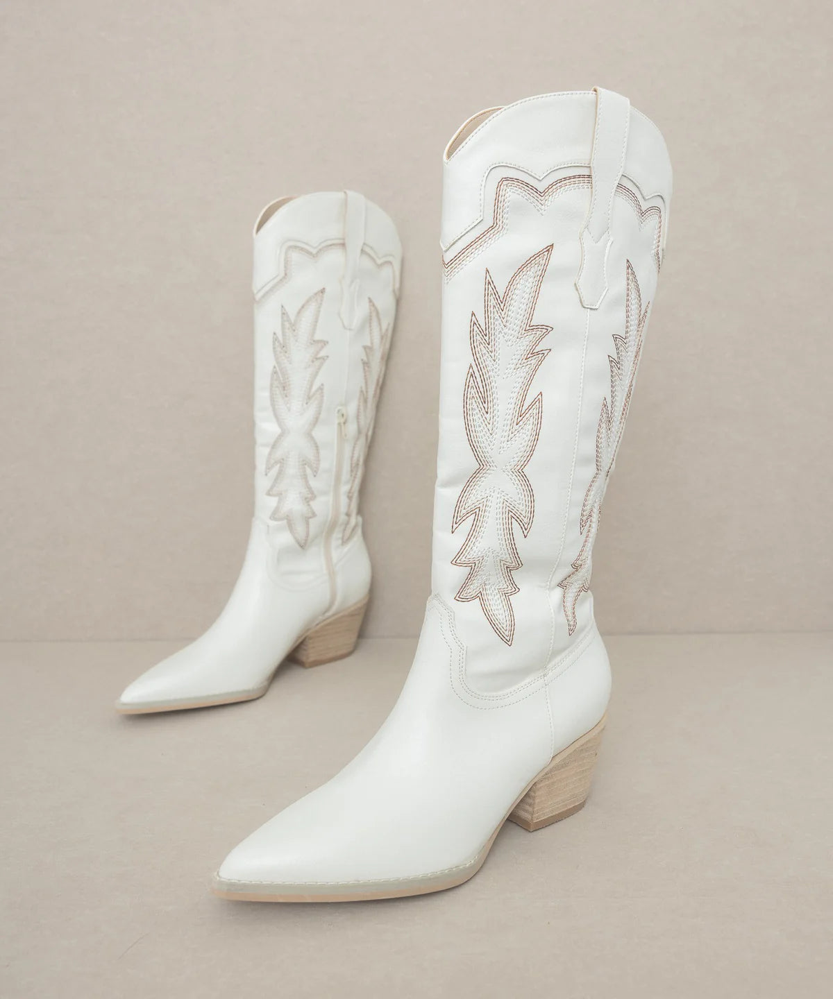 Ainsley White Western