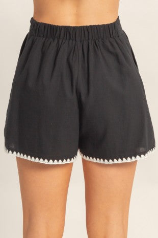 Scallop Trim Shorts