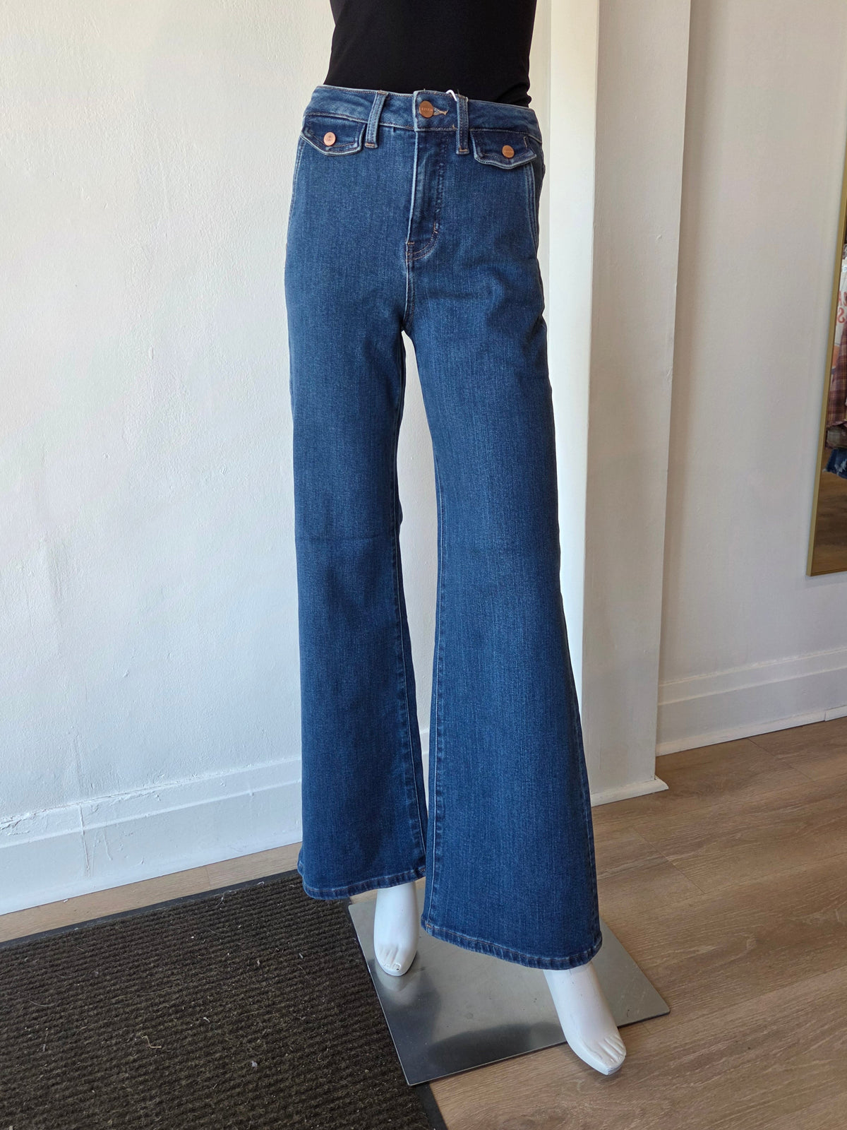 Delaney HR Wide Flare Jeans