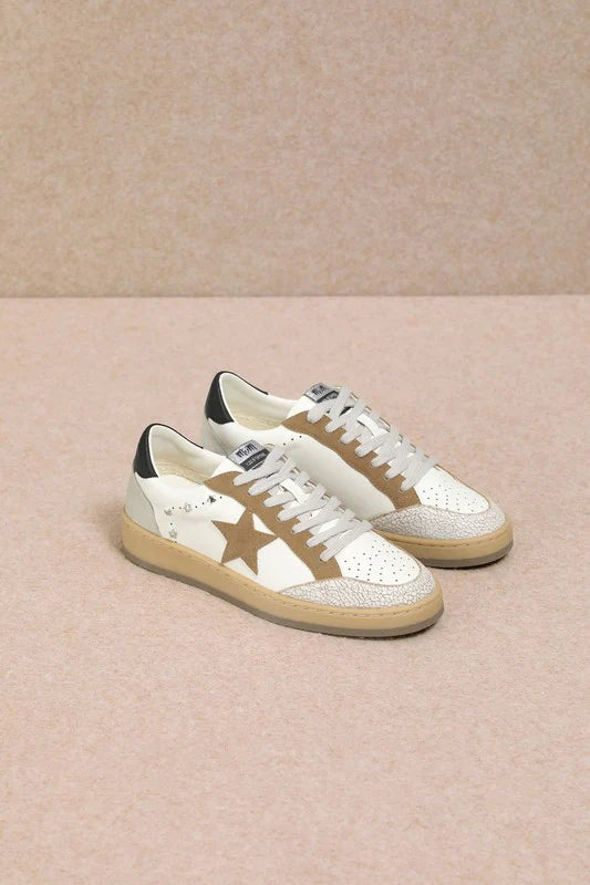 Avery Sneaker