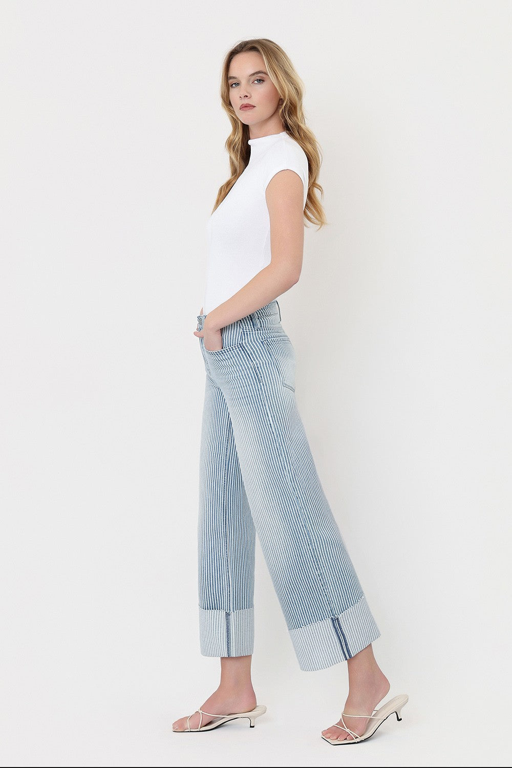 Sheila HR Crop Stripe Wide Leg