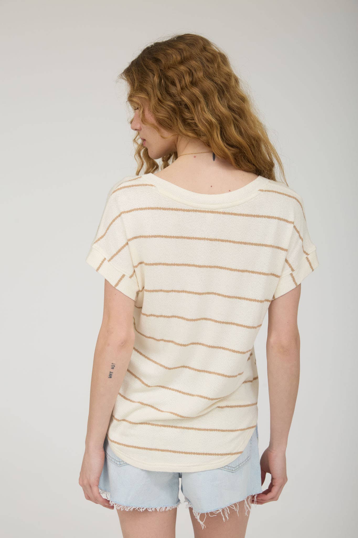 Line it Up V-Neck