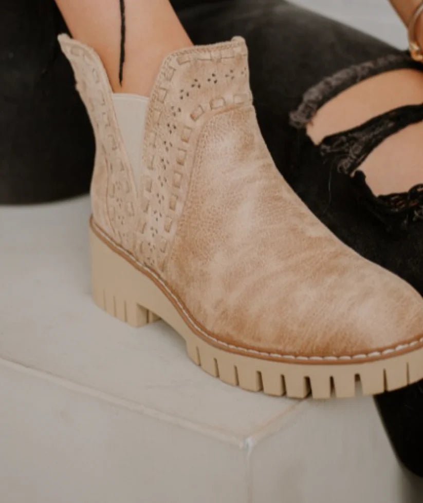 Aryana Boot