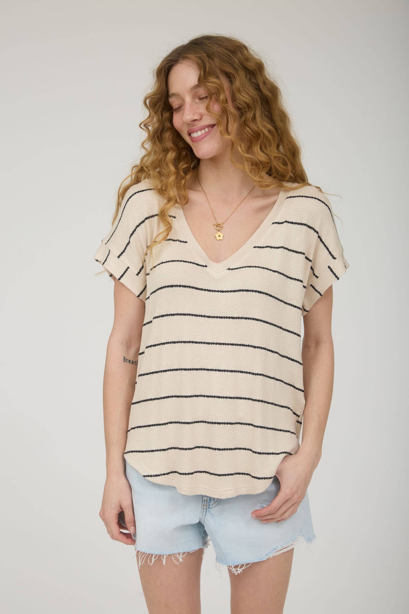 Line it Up V-Neck