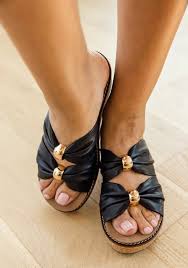 Miss Understood Wedge
